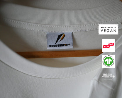 kuckunniwi branded lable inside t-shirt neck