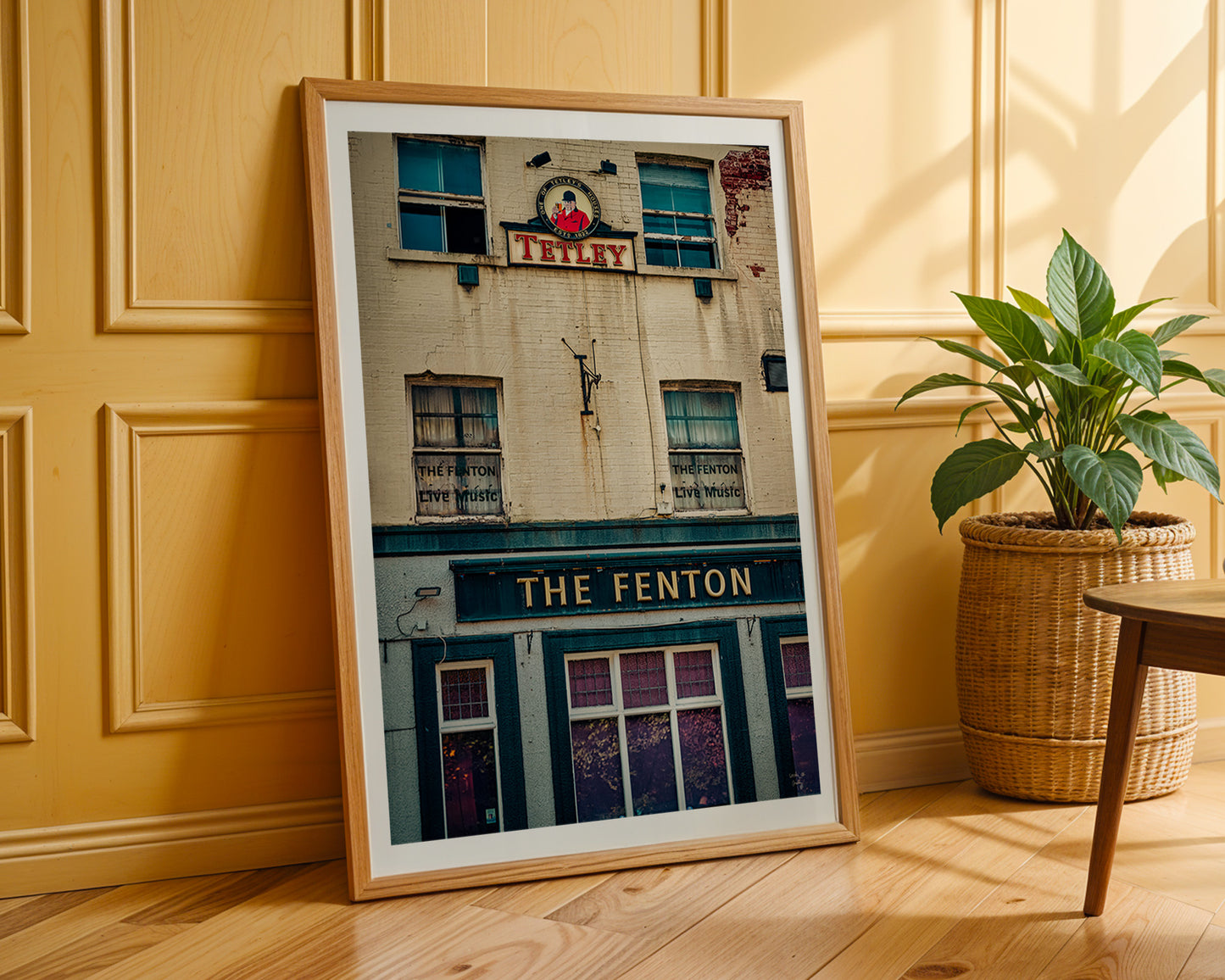 Vintage England Pub Poster, Digital Download